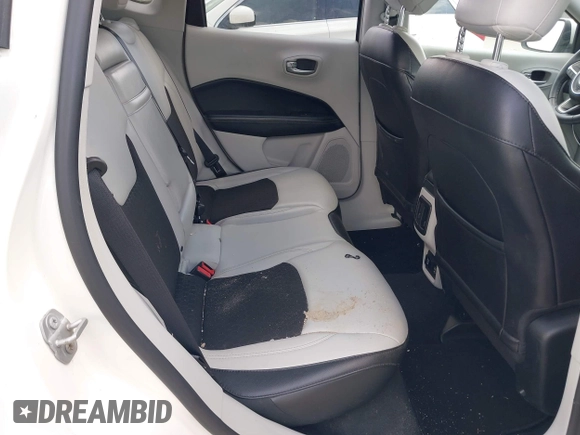 2018 Jeep Compass Altitude with VIN 3C4NJCBB7JT368604, listed as a IAAI auction lot 42092656 with 25,653 mi miles and . Bid and sale history available at DreamBid. Image 8.
