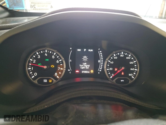 2020 Jeep Renegade Latitude with VIN ZACNJBBB9LPL18157, listed as a Copart auction lot 56581795 with 37,282 mi miles and Salvage title. Bid and sale history available at DreamBid. Image 9.