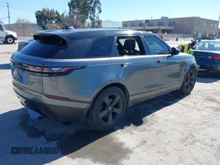 2018 Land Rover Range Rover Velar S с VIN SALYB2RV7JA719788, выставлен на аукционе IAAI как лот 41867398 с пробегом 62 626 миль миль и . История ставок и продаж доступна на DreamBid. Изображение 4.