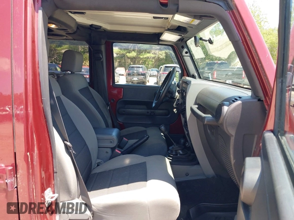 2008 Jeep Wrangler Unlimited X with VIN 1J4GA39178L646701, listed as a IAAI auction lot 42507361 with 171,153 mi miles and . Bid and sale history available at DreamBid. Image 5.