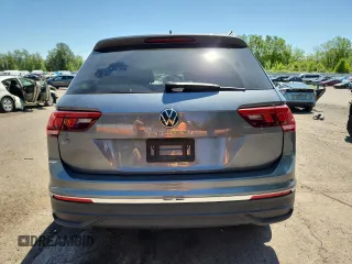 2024 Volkswagen Tiguan SE with VIN 3VV3B7AX9RM137493, listed as a Copart auction lot 58978735 with 13,771 mi miles and Non repairable. Bid and sale history available at DreamBid. Image 6.