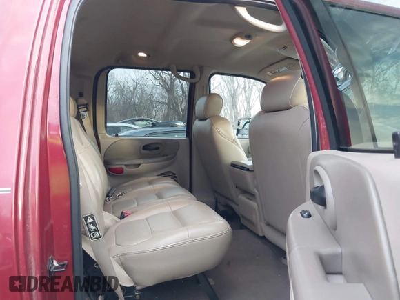 2003 Ford F-150 XLT with VIN 1FTRW08L33KC93082, listed as a IAAI auction lot 41157260 with 240,481 mi miles. Bid and sale history available at carsss.com. Image 8.