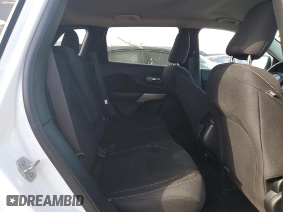 2017 Jeep Cherokee Latitude с VIN 1C4PJMCS0HW655400, выставлен на аукционе Copart как лот 43664355 с пробегом 135 997 миль миль и Списание • Salvage title. История ставок и продаж доступна на DreamBid. Изображение 12.