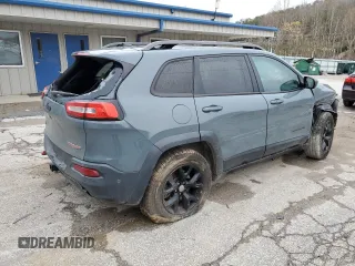 2014 Jeep Cherokee Trailhawk z VIN 1C4PJMBS1EW284275, wystawiony jako Copart lot #80191034 z przebiegiem 105 398 mil mil oraz Szkoda całkowita • Salvage title. Historia ofert i sprzedaży dostępna na DreamBid. Obrazek 3.