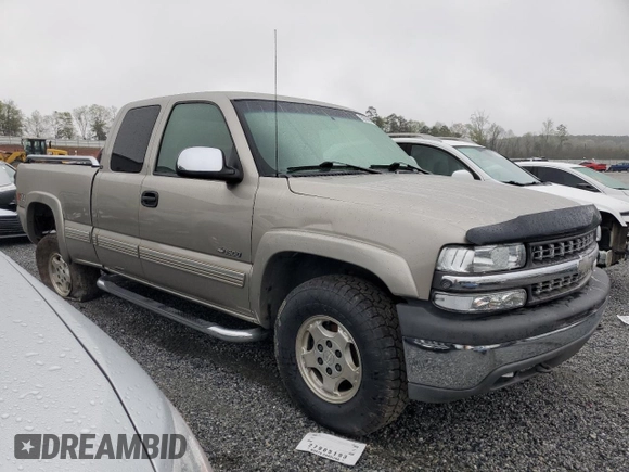 2002 Chevrolet Silverado 1500 LT with VIN 2GCEK19T821387813, listed as a Copart auction lot 50596015 with 128,739 mi miles and Salvage Title. Bid and sale history available at carsss.com. Image 4.