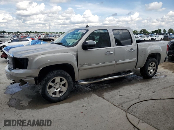 2008 GMC Sierra Denali z VIN 2GTEK638781163345, wystawiony jako Copart lot #55647755 z przebiegiem 132 428 mil mil oraz Szkody całkowita. Historia ofert i sprzedaży dostępna na DreamBid. Obrazek 1.