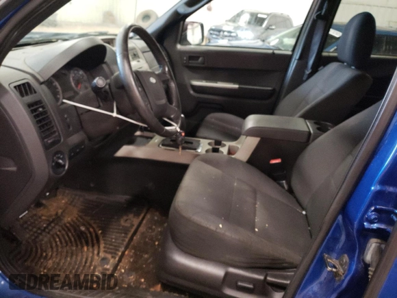 2012 Ford Escape XLT z VIN 1FMCU9D70CKA27880, wystawiony jako Copart lot #60355985 z przebiegiem Nie podano mil oraz Czysty tytuł • Clean title. Historia ofert i sprzedaży dostępna na DreamBid. Obrazek 7.