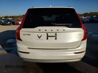 2022 Volvo XC90 Momentum with VIN YV4102CK3N1780278, listed as a Copart auction lot 76260684 with 37,246 mi miles and Salvage Title. Bid and sale history available at DreamBid. Image 6.