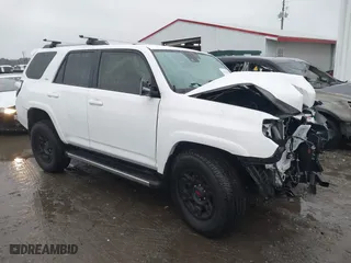 2020 Toyota 4Runner SR5 with VIN JTEBU5JR7L5804063, listed as a IAAI auction lot 41553537 with 63,769 mi miles. Bid and sale history available at carsss.com. Image 1.