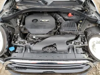 2018 MINI Clubman Cooper with VIN WMWLU1C54J2C42360, listed as a Copart auction lot 81102424 with 117,897 mi miles and Clean Title. Bid and sale history available at carsss.com. Image 11.
