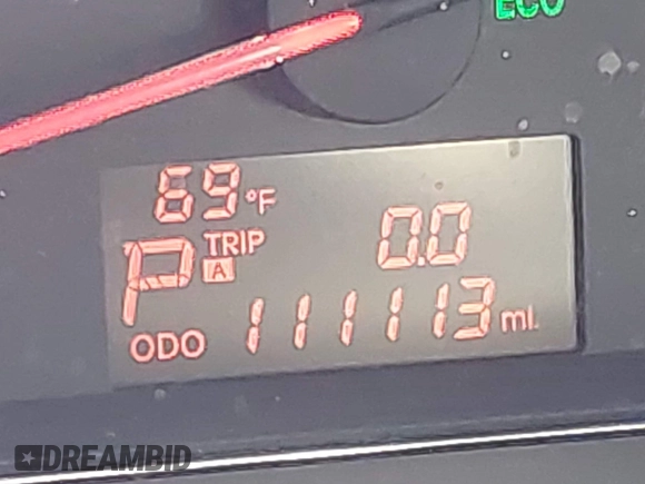 2015 Kia Sorento LX with VIN 5XYKT4A77FG548874, listed as a IAAI auction lot 41650301 with 111,113 mi miles. Bid and sale history available at carsss.com. Image 7.