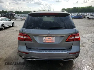 2015 Mercedes-Benz M 350 z VIN 4JGDA5JB0FA556934, wystawiony jako Copart lot #54799995 z przebiegiem 172 095 mil mil oraz Czysty tytuł • Clean title. Historia ofert i sprzedaży dostępna na DreamBid. Obrazek 6.