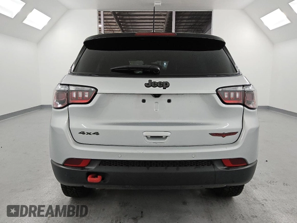2025 Jeep Compass Trailhawk с VIN 3C4NJDDN4ST523821, выставлен на аукционе Copart как лот 61833225 с пробегом 22 208 миль миль и Чистый • Clean title. История ставок и продаж доступна на DreamBid. Изображение 6.