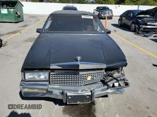 1989 Cadillac DeVille z VIN 1G6CD5151K4329443, wystawiony jako Copart lot #73939314 z przebiegiem 80 129 mil mil oraz Czysty tytuł • Clean title. Historia ofert i sprzedaży dostępna na DreamBid. Obrazek 5.