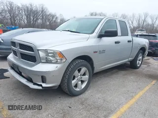 2015 Ram 1500 Express z VIN 1C6RR7FT8FS617657, wystawiony jako IAAI lot #41548188 z przebiegiem 144 050 mil mil oraz . Historia ofert i sprzedaży dostępna na DreamBid. Obrazek 17.