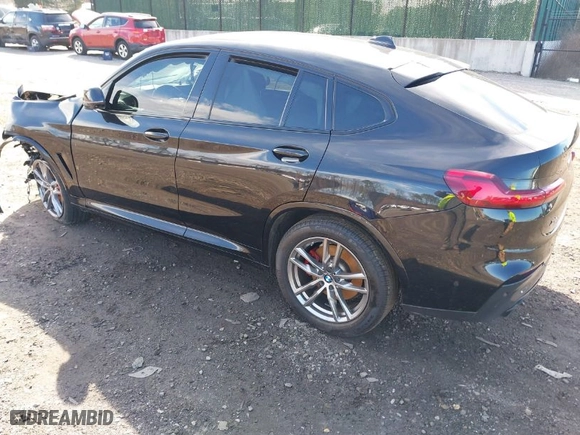 2021 BMW X4 M40i with VIN 5UX2V5C03M9H54824, listed as a IAAI auction lot 41817714 with 34,880 mi miles. Bid and sale history available at carsss.com. Image 3.
