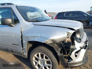 2019 Jeep Renegade Upland with VIN ZACNJBAB7KPK71811, listed as a IAAI auction lot 41801918 with 69,801 mi miles. Bid and sale history available at carsss.com. Image 6.