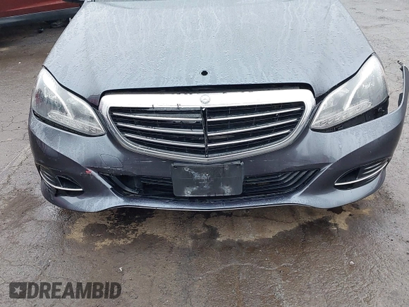 2016 Mercedes-Benz E-Class E 350 Luxury with VIN WDDHF8JB4GB252838, listed as a IAAI auction lot 41827623 with 53,706 mi miles. Bid and sale history available at carsss.com. Image 6.