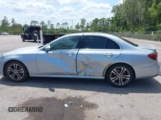 2021 Mercedes-Benz E 350 with VIN W1KZF8DB4MA977647, listed as a IAAI auction lot 42241573 with 33,666 mi miles and . Bid and sale history available at DreamBid. Image 15.