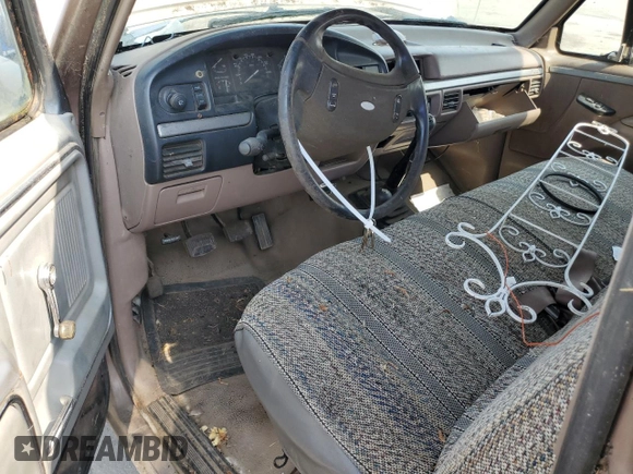 1992 Ford F-250 with VIN 1FTHX26M1NKB22897, listed as a Copart auction lot 87669905 with 0 mi miles and Clean Title. Bid and sale history available at carsss.com. Image 8.