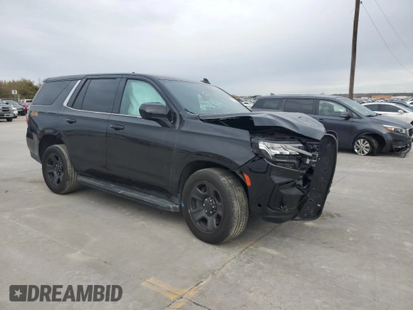 2022 Chevrolet Tahoe Commercial z VIN 1GNSCLED2NR275697, wystawiony jako Copart lot #83562434 z przebiegiem Nie podano mil oraz Szkoda całkowita • Salvage title. Historia ofert i sprzedaży dostępna na DreamBid. Obrazek 4.