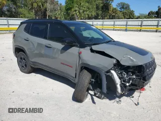 2024 Jeep Compass Trailhawk с VIN 3C4NJDDNXRT590322, выставлен на аукционе Copart как лот 47870985 с пробегом 13 232 миль миль и Списание • Salvage title. История ставок и продаж доступна на DreamBid. Изображение 4.