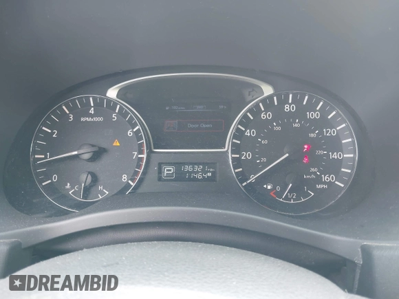 2014 Nissan Pathfinder SV with VIN 5N1AR2MM7EC713787, listed as a IAAI auction lot 42099074 with 136,321 mi miles. Bid and sale history available at carsss.com. Image 7.