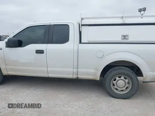 2020 Ford F-150 XL z VIN 1FTEX1C52LFA73368, wystawiony jako IAAI lot #41674867 z przebiegiem 170 542 mil mil oraz . Historia ofert i sprzedaży dostępna na DreamBid. Obrazek 14.