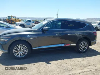 2025 Genesis GV80 Standard with VIN KMUHFESB6SU273191, listed as a IAAI auction lot 42121747 with 1,815 mi miles and . Bid and sale history available at DreamBid. Image 14.