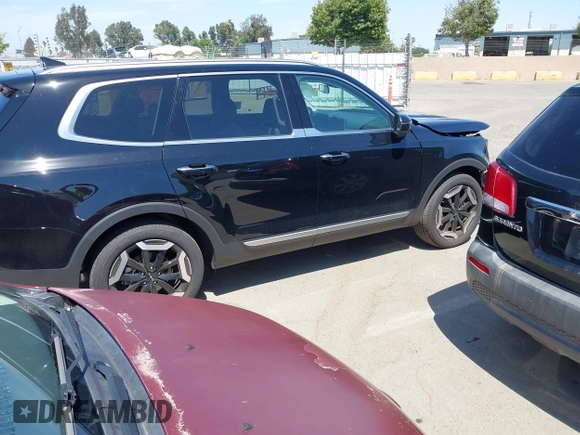 2025 Kia Telluride S with VIN 5XYP64GC4SG623557, listed as a IAAI auction lot 42385589 with 1,538 mi miles and . Bid and sale history available at DreamBid. Image 14.