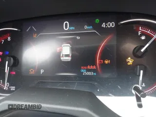 2023 Toyota RAV4 LE z VIN 2T3H1RFV1PW248254, wystawiony jako IAAI lot #41687924 z przebiegiem 25 003 mil mil oraz . Historia ofert i sprzedaży dostępna na DreamBid. Obrazek 7.