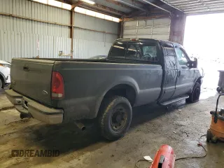 2001 Ford Super Duty F-250 XL with VIN 1FTNX21L81ED76472, listed as a Copart auction lot 46897535 with 124,250 mi miles and Salvage Title. Bid and sale history available at carsss.com. Image 3.