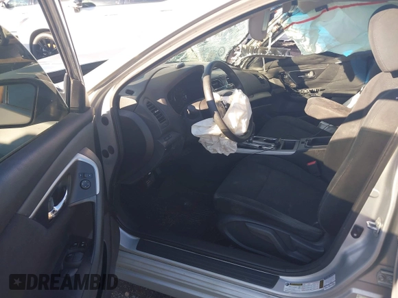 2015 Nissan Altima 2.5 SL with VIN 1N4AL3AP3FN342164, listed as a IAAI auction lot 40883141 with 145,826 mi miles. Bid and sale history available at carsss.com. Image 5.