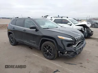 2017 Jeep Cherokee Latitude with VIN 1C4PJMCS8HW649375, listed as a IAAI auction lot 41127417 with 95,148 mi miles. Bid and sale history available at carsss.com. Image 1.