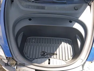 2022 Tesla Model 3 Long Range z VIN 5YJ3E1EB7NF180049, wystawiony jako IAAI lot #42188963 z przebiegiem 18 604 mil mil oraz . Historia ofert i sprzedaży dostępna na DreamBid. Obrazek 10.