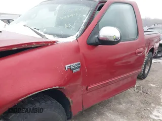 1999 Ford F-250 z VIN 1FTRX27L0XNB98915, wystawiony jako IAAI lot #41564615 z przebiegiem 227 254 mil mil oraz . Historia ofert i sprzedaży dostępna na DreamBid. Obrazek 17.