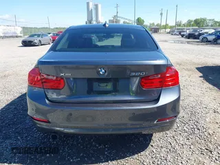 2014 BMW 3 Series 320i xDrive with VIN WBA3C3C54EP661409, listed as a IAAI auction lot 42182593 with 159,104 mi miles and . Bid and sale history available at DreamBid. Image 17.