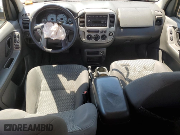 2004 Ford Escape XLT with VIN 1FMYU03114KB10993, listed as a Copart auction lot 62816725 with 192,860 mi miles and Non repairable. Bid and sale history available at DreamBid. Image 8.