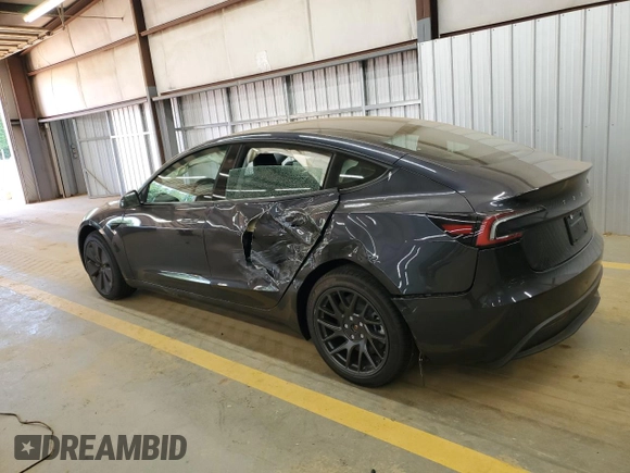 2025 Tesla Model 3 Long Range z VIN 5YJ3E1EA2SF930959, wystawiony jako Copart lot #54921345 z przebiegiem 168 mil mil oraz Szkoda całkowita • Salvage title. Historia ofert i sprzedaży dostępna na DreamBid. Obrazek 2.