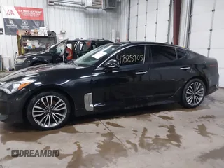 2018 Kia Stinger Premium with VIN KNAE25LA4J6011127, listed as a IAAI auction lot 41825905 with 79,582 mi miles. Bid and sale history available at carsss.com. Image 14.
