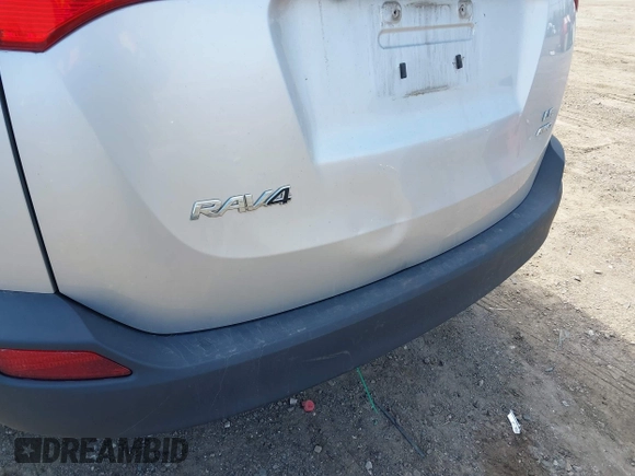 2014 Toyota RAV4 LE with VIN 2T3BFREV4EW136537, listed as a IAAI auction lot 42065728 with 211,039 mi miles and . Bid and sale history available at DreamBid. Image 18.
