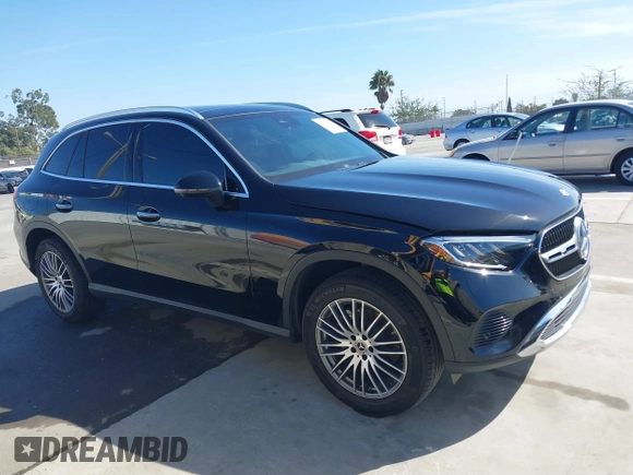 2024 Mercedes-Benz GLC with VIN W1NKM4GB4RF180646, listed as a IAAI auction lot 41725251 with 8,792 mi miles. Bid and sale history available at carsss.com. Image 13.