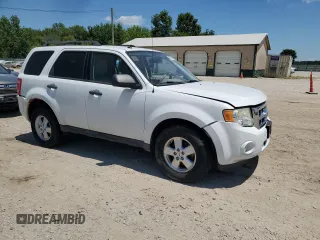 2012 Ford Escape XLT z VIN 1FMCU9DG3CKA09843, wystawiony jako Copart lot #63585395 z przebiegiem Nie podano mil oraz Szkoda całkowita • Salvage title. Historia ofert i sprzedaży dostępna na DreamBid. Obrazek 4.