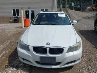 2011 BMW 3 Series 328i xDrive with VIN WBAPK5G50BNN29913, listed as a IAAI auction lot 42530235 with 206,247 mi miles and . Bid and sale history available at DreamBid. Image 12.