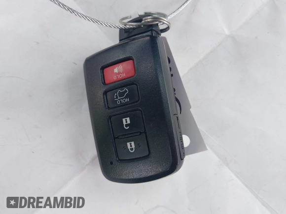 2019 Toyota Highlander SE with VIN 5TDKZRFH3KS353087, listed as a IAAI auction lot 42006593 with 74,214 mi miles and . Bid and sale history available at DreamBid. Image 11.