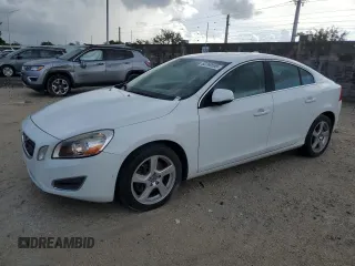 2012 Volvo S60 T5 with VIN YV1622FSXC2091127, listed as a Copart auction lot 62269555 with 122,261 mi miles and Clean title. Bid and sale history available at DreamBid. Image 1.