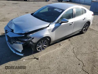 2020 Mazda 3 z VIN 3MZBPABL6LM124810, wystawiony jako Copart lot #42378985 z przebiegiem 56 382 mil mil oraz Szkoda całkowita • Salvage title. Historia ofert i sprzedaży dostępna na DreamBid. Obrazek 1.