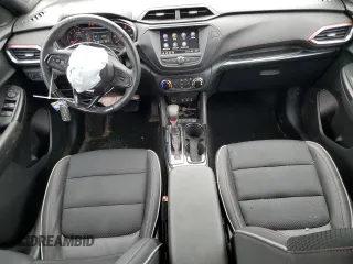 2022 Chevrolet TrailBlazer RS with VIN KL79MUSL3NB031990, listed as a Copart auction lot 47277075 with 31,648 mi miles and Salvage Title. Bid and sale history available at DreamBid. Image 8.