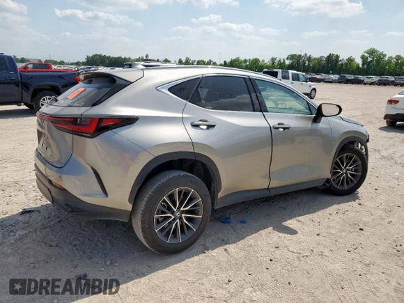 2024 Lexus NX 250 Premium z VIN 2T2GDCAZ3RC008951, wystawiony jako Copart lot #56560605 z przebiegiem 21 553 mil mil oraz Szkoda całkowita • Salvage title. Historia ofert i sprzedaży dostępna na DreamBid. Obrazek 3.