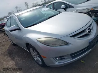2010 Mazda Mazda6 i Touring Plus with VIN 1YVHZ8CH6A5M56849, listed as a IAAI auction lot 42024510 with 256,159 mi miles. Bid and sale history available at carsss.com. Image 1.